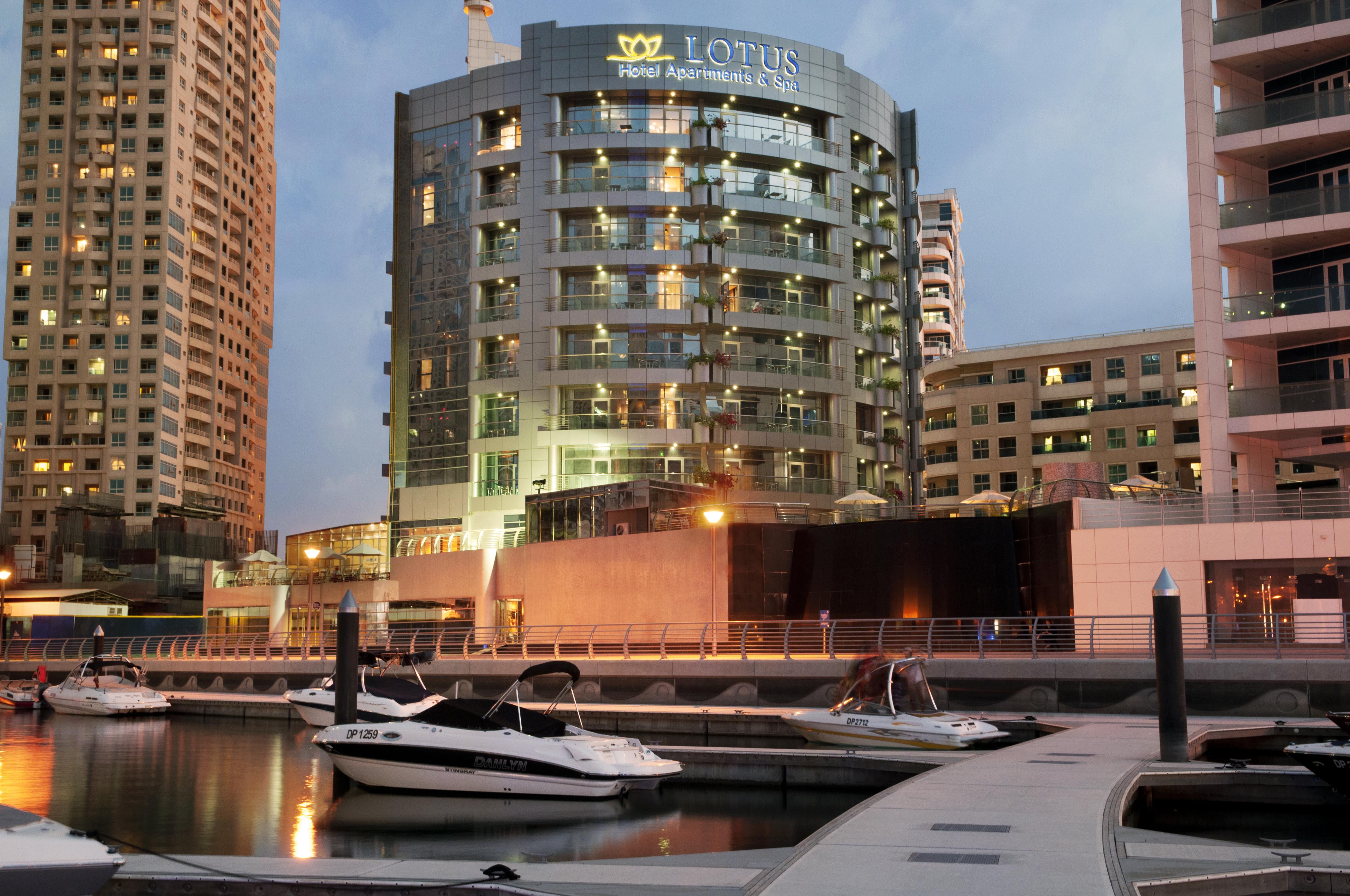 Signature Hotel Apartments And Spa Dubai Eksteriør billede