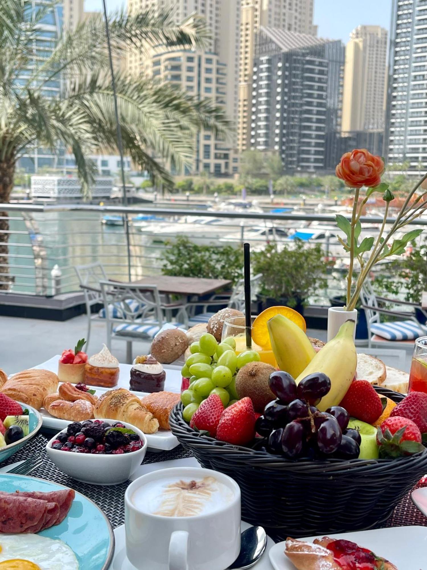 Signature Hotel Apartments And Spa Dubai Eksteriør billede