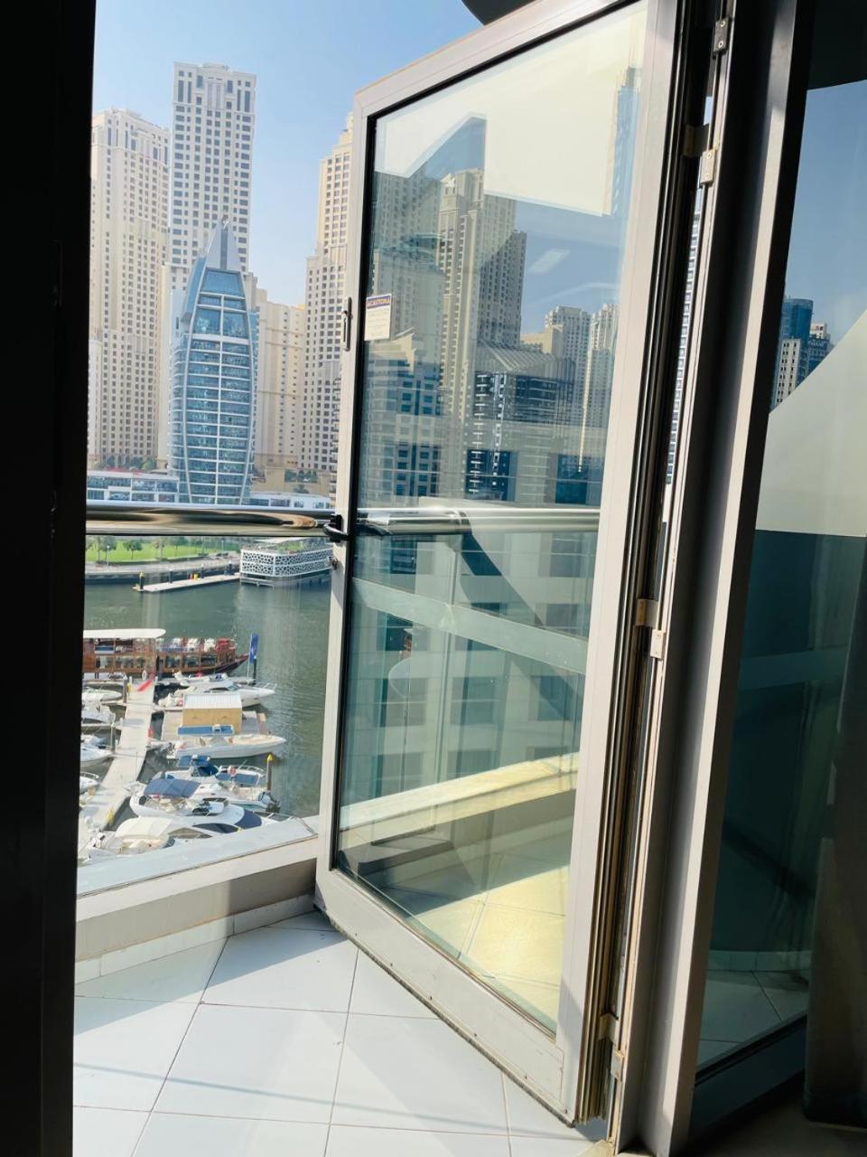 Signature Hotel Apartments And Spa Dubai Eksteriør billede