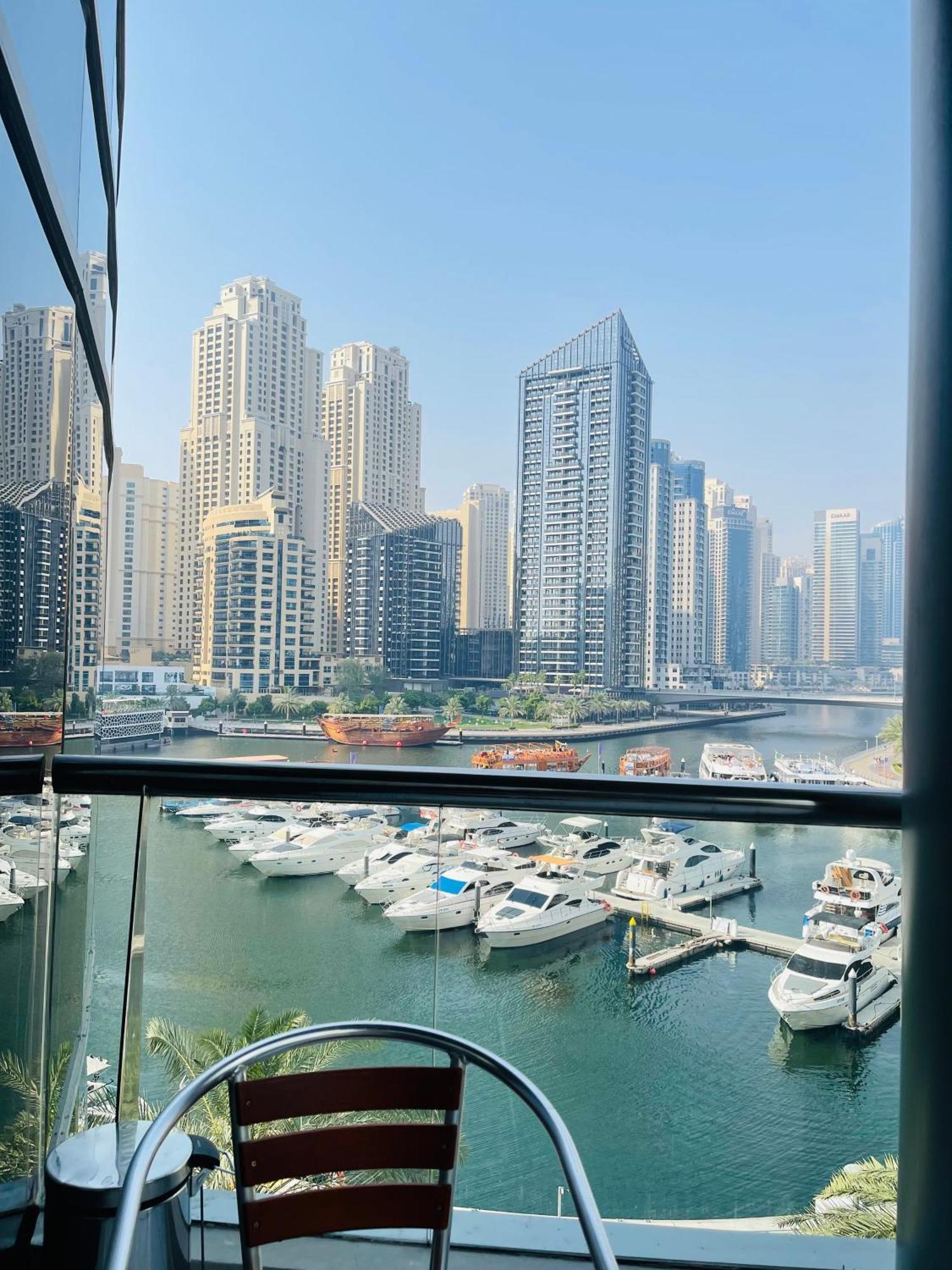Signature Hotel Apartments And Spa Dubai Eksteriør billede