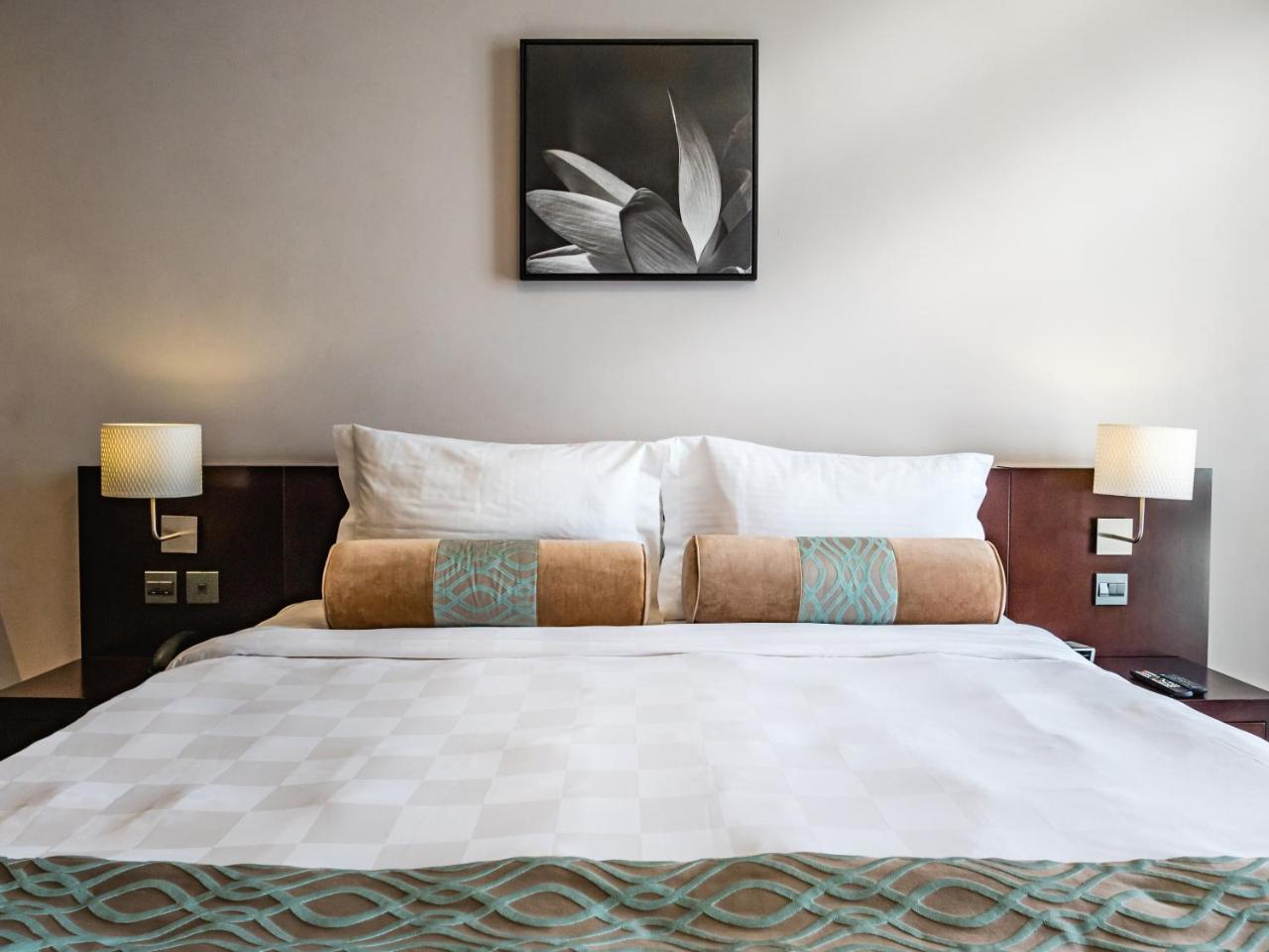 Signature Hotel Apartments And Spa Dubai Eksteriør billede